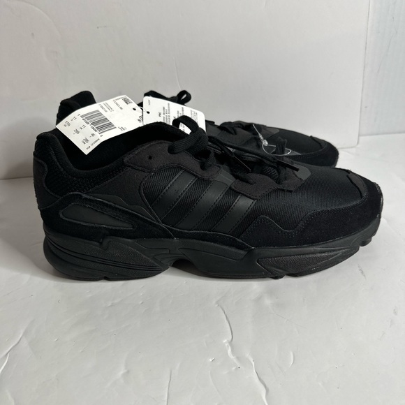Black Yung 96 Sneakers NWT Adidas Yung-96 Triple Black Size